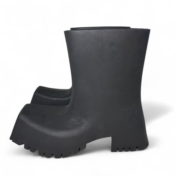 Balenciaga Women's Trooper Rubber Ankle Bootie Black EU 37, US 7 - Picture 7 of 15